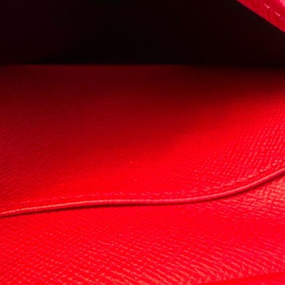 LOUIS VUITTON Epi Kisslock Wallet - Picture 6 of 11